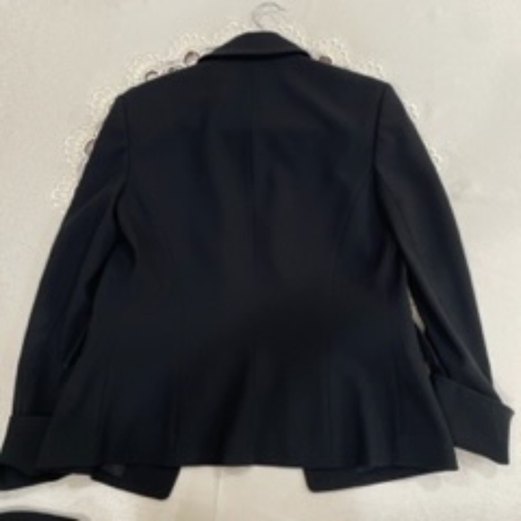 St John Jacket and Skirt, Jacket 4, Skirt 6, Black - Picture 4 of 6